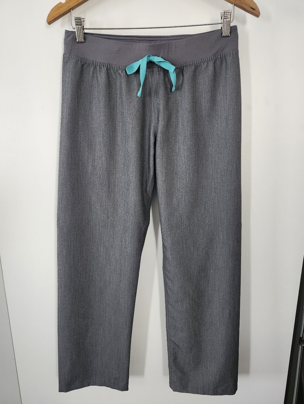 FIGS Graphie Straight Leg Livingston Basic Scrub Pants Uniform Small Petite